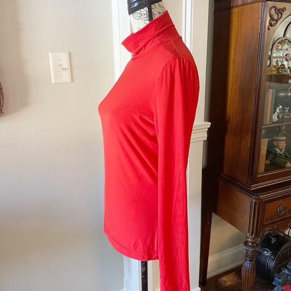 ST. JOHN Lightweight Nylon Spandex Red Mock Turtleneck Size Medium - Picture 3 of 8